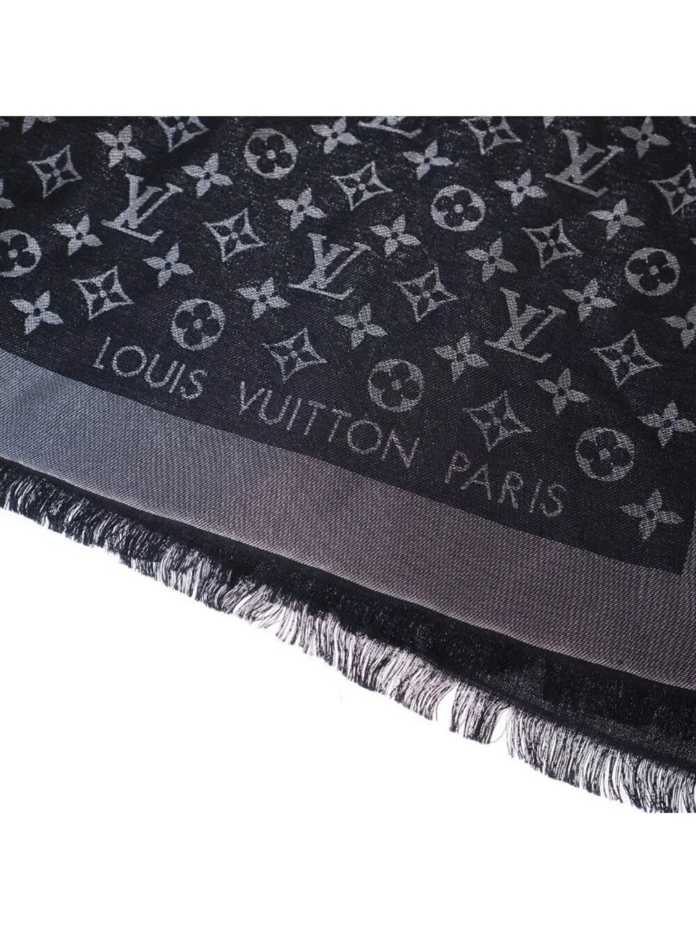 Louis Vuitton Shawl Monogram Shine Navy Silver Scarf